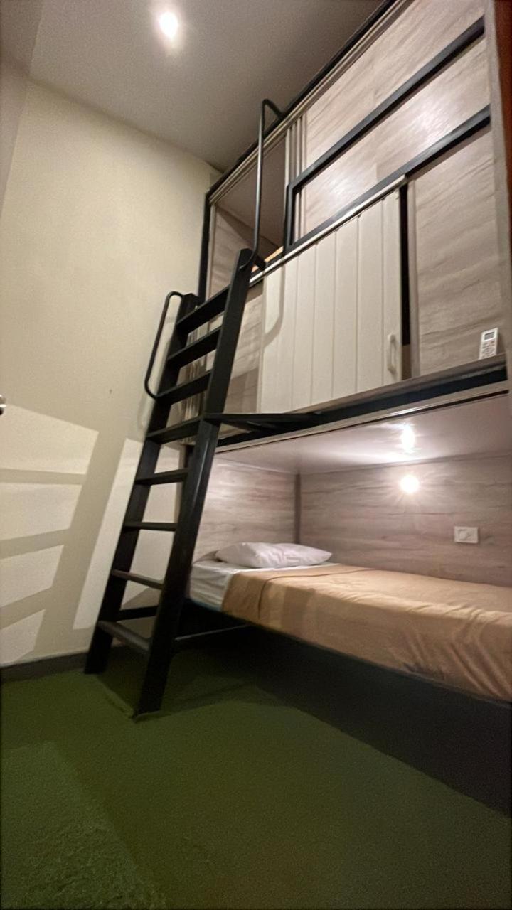 Hostel La Antigua Capsula Cartagène Extérieur photo