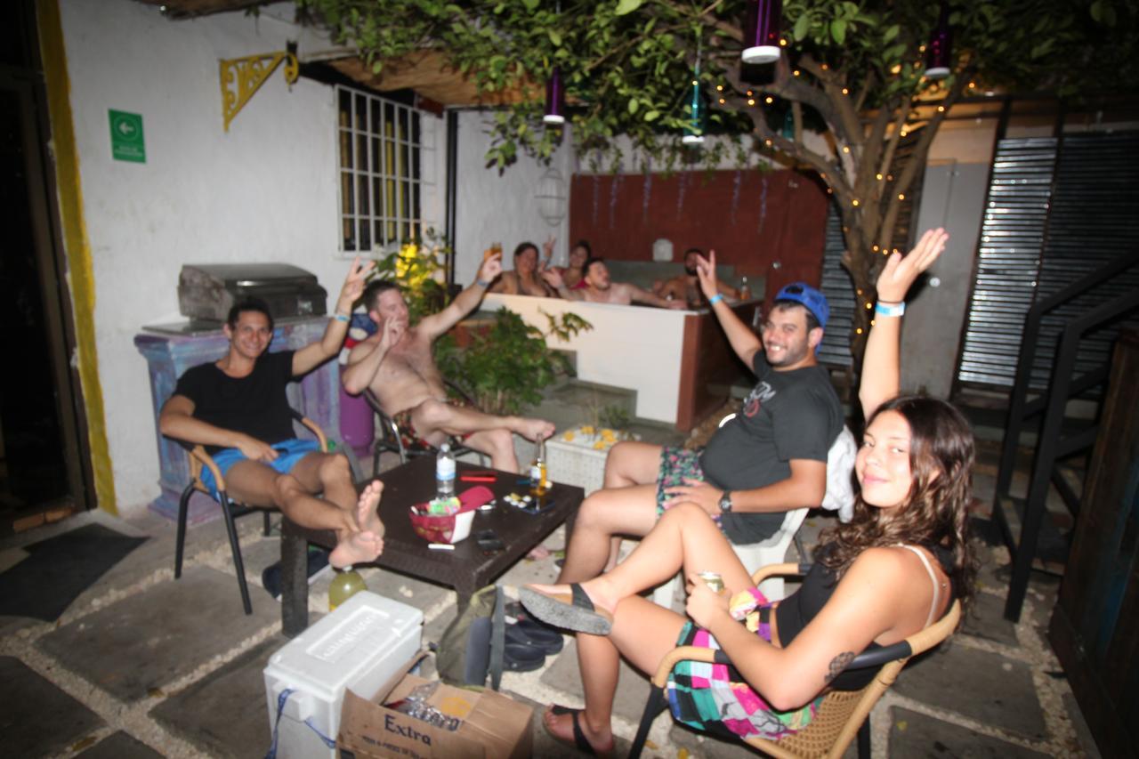 Hostel La Antigua Capsula Cartagène Extérieur photo